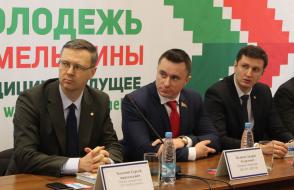 В ГГУ прошел открытый диалог